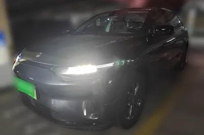 Leapmotor C11