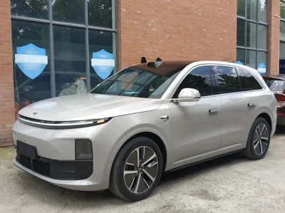 Li Auto L6