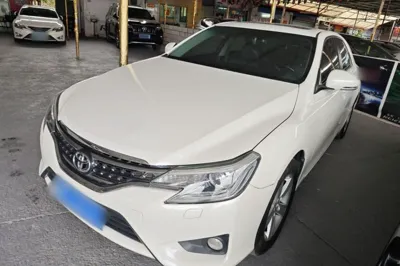 Toyota Reiz