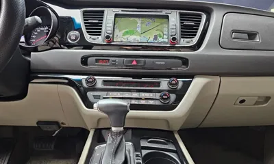 Kia Canival