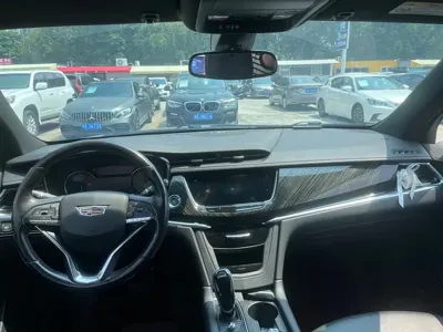 Cadillac XT6