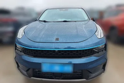 Lynk & Co 05