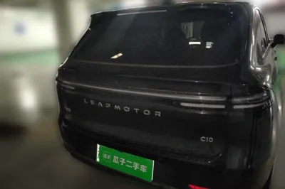 Leapmotor C10