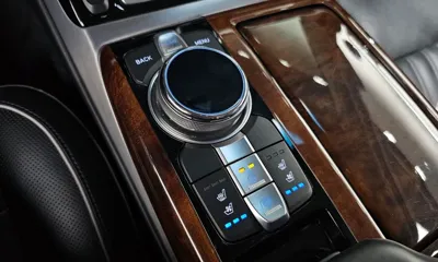 Genesis EQ900