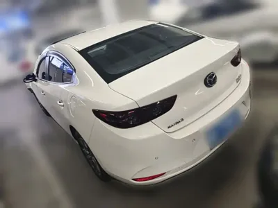 Mazda 3 Axela