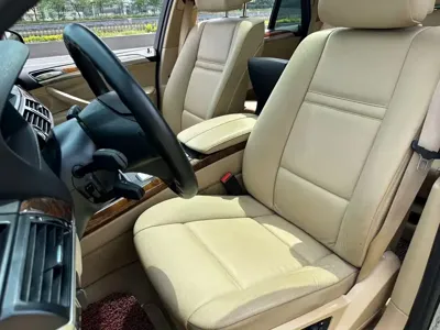 BMW X5 (Import)