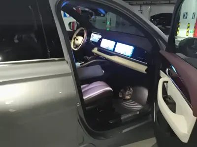 Geely Xingyue L