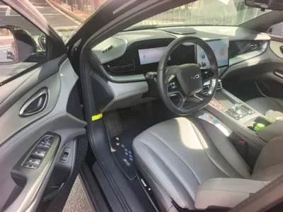 BYD Seal 07 DM-i
