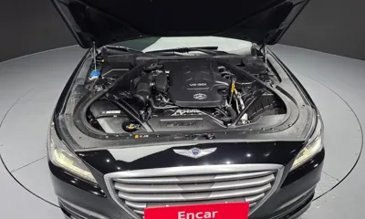 Hyundai Genesis