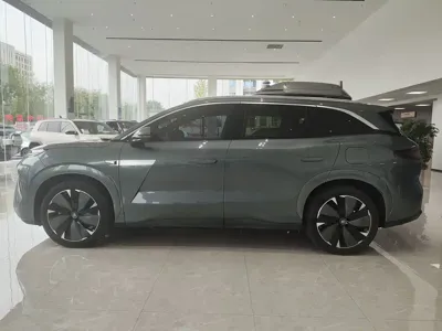 BYD 唐L