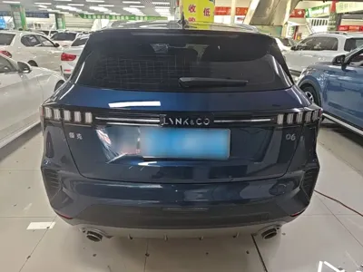 Lynk & Co 06