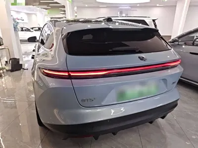 Nio ET5T
