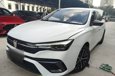 Roewe i5