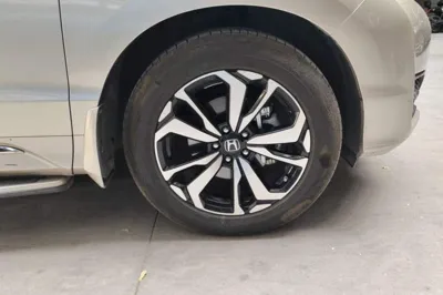 Honda UR-V