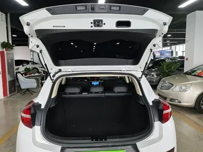 Geely Emgrand GS