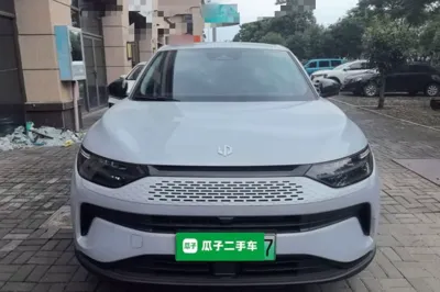 Leapmotor C11