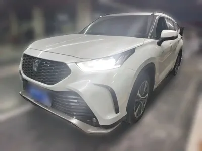 Toyota Crown Kluger