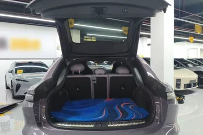 Nio EC6