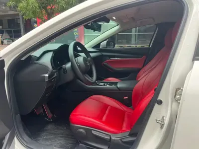 Mazda 3 Axela