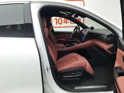 Nio EC6