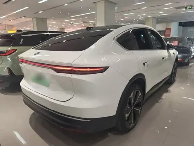 Nio EC7