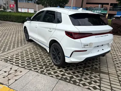 BYD e2