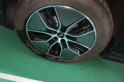 Xpeng P7