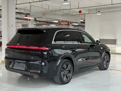 Li Auto Li L8