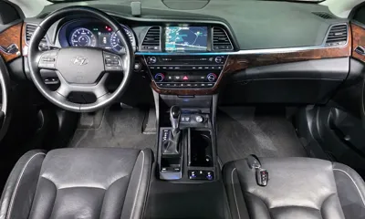 Hyundai Aslan