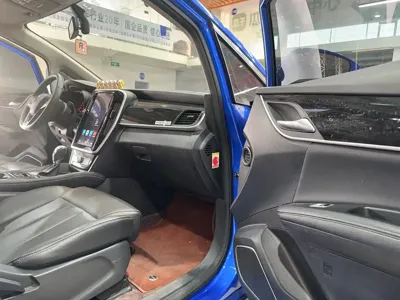 BYD MAX