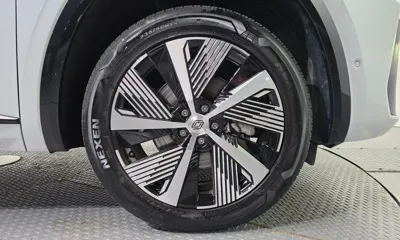 Renault-KoreaSamsung Grand Koleos