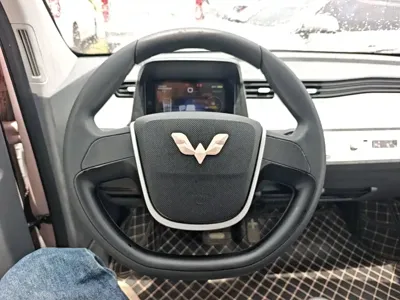 Wuling MINIEV