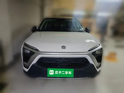 Nio ES8