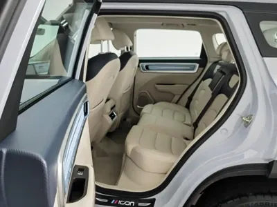 Geely ICON