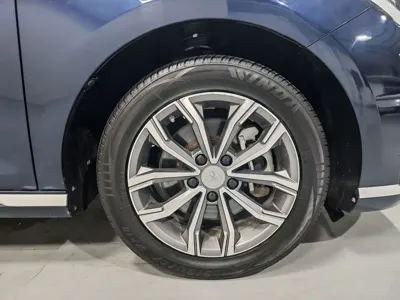 BYD MAX