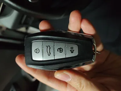 Geely Auto Binray