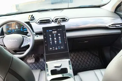 Dongfeng Aeolus SKY EV01
