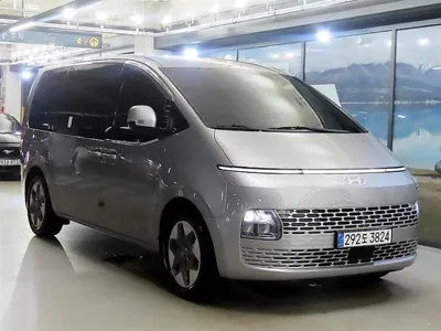 Hyundai Staria