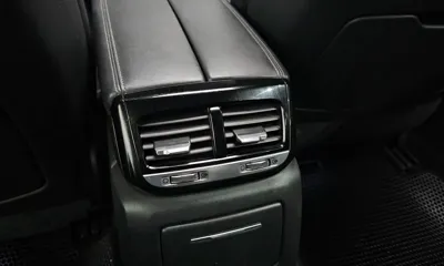 Genesis EQ900