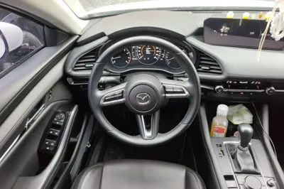 Mazda Mazda 3 Axela