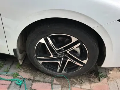 Roewe D7