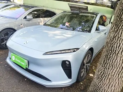 Nio ET5