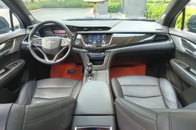 Cadillac XT6