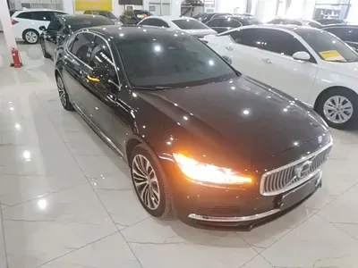 Volvo S90 PHEV