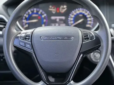 Venucia T90