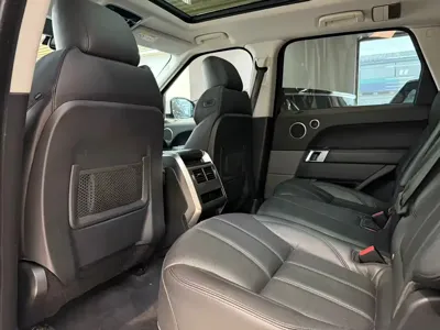 Land Rover Sport