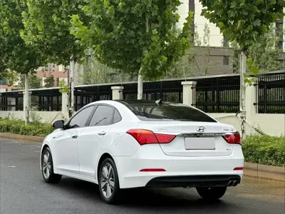 Hyundai Mistra