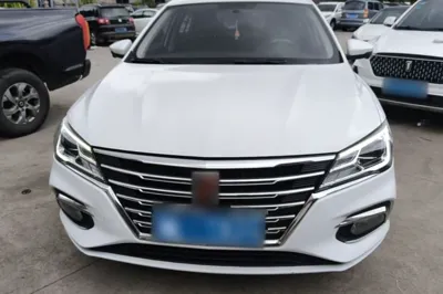 Roewe i5