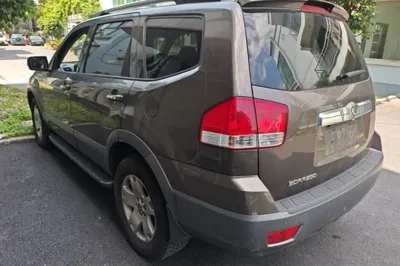 Kia Borrego