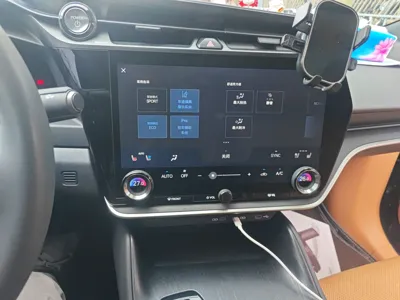 Lexus RZ